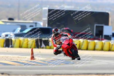 media/Feb-12-2022-SoCal Trackdays (Sat) [[3b21b94a56]]/Turn 2 (1045am)/